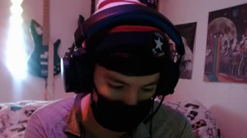 Snapshot of xxwhitefoxx chatting on 02.17.26 David Fox online show from 02.17.26