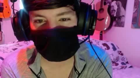 Snapshot of xxwhitefoxx chatting on 02.19.26 David Fox online show from 02.19.26