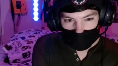 Snapshot of xxwhitefoxx chatting on 02.28.26 David Fox online show from 02.28.26