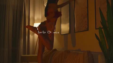 Molly online show from 11.07.25