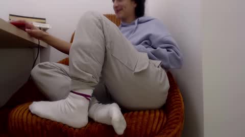 Lola online show from 02.19.25