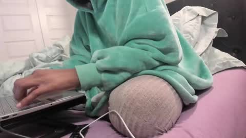 Danielle online show from 03.04.25