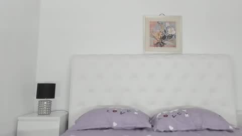 Elvira online show from 02.10.25