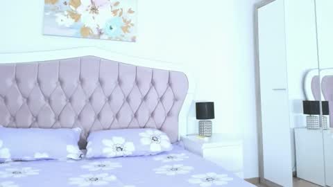 Snapshot of xxxgreatshow chatting on 03.22.26 Elvira online show from 03.22.26