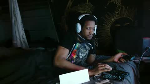 Snapshot of xxxjrstrokesxxx chatting on 02.26.25 xxxjrstrokesxxx online show from 02.26.25