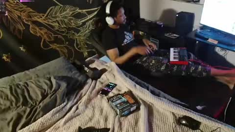 Snapshot of xxxjrstrokesxxx chatting on 03.01.25 xxxjrstrokesxxx online show from 03.01.25