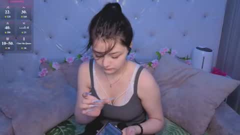 Snapshot of xxxnaughtyfoxxx chatting on 06.21.26 foxy online show from 06.21.26