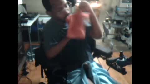 xxxonwheelz online show from 11.06.25