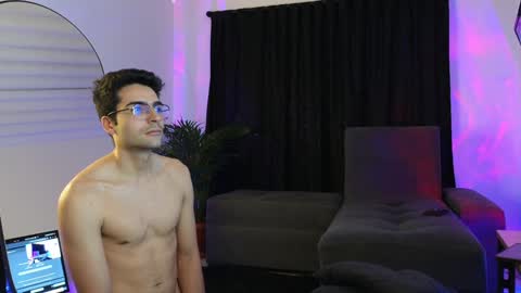 July and Fer online show from 12.07.24