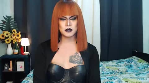 Snapshot of xyournightmarequeenx chatting on 10.24.25 QueenMarina online show from 10.24.25