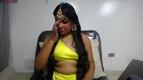 yazhini online show from 04.01.26