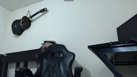 jack thopmson  online show from 01.12.25