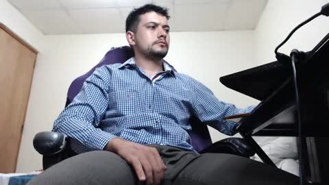 jack thopmson  online show from 02.05.25