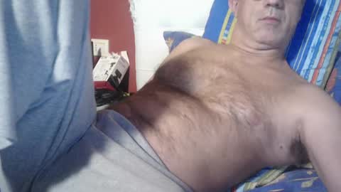 Snapshot of yahe2010 chatting on 12.19.24 grillino online show from 12.19.24