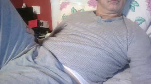 Snapshot of yahe2010 chatting on 01.26.25 grillino online show from 01.26.25