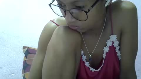 Snapshot of yalane chatting on 05.11.26 yalane online show from 05.11.26