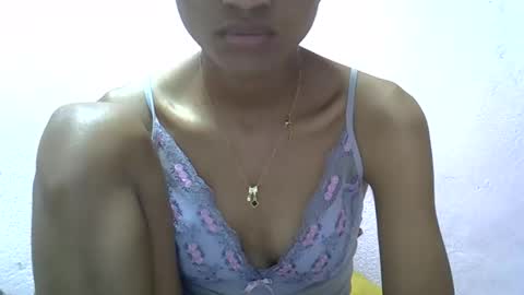 Snapshot of yalane chatting on 05.21.26 yalane online show from 05.21.26