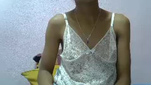 Snapshot of yalane chatting on 06.15.26 yalane online show from 06.15.26