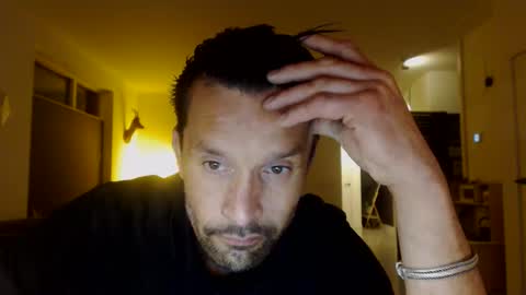 Snapshot of yallayalla1806 chatting on 11.28.25 yallayalla1806 online show from 11.28.25