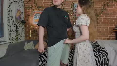 Snapshot of yami_yami_yami chatting on 11.06.25 Mia and Andry online show from 11.06.25