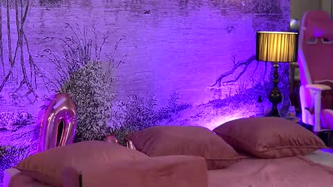 Yamira online show from 02.13.25