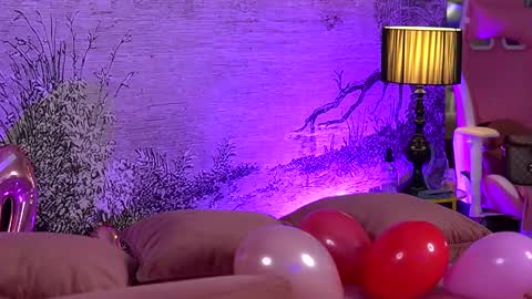 Yamira online show from 02.15.25