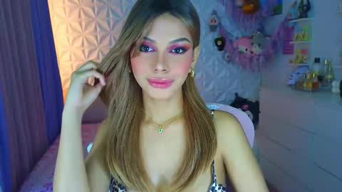 Snapshot of yang_audreylone chatting on 09.08.25 YANG AUDREY LONE online show from 09.08.25