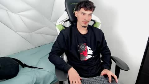 DANILO online show from 11.27.25