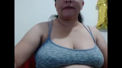 yann40247 online show from 01.26.25