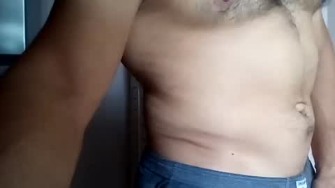 Snapshot of yannisex chatting on 11.04.25 Yannisexx online show from 11.04.25