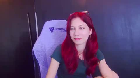 Snapshot of yasemina_ chatting on 03.17.26 Yase online show from 03.17.26