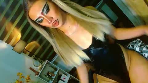 miss yasii online show from 05.11.26