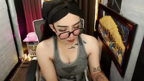 yassiered online show from 04.10.26