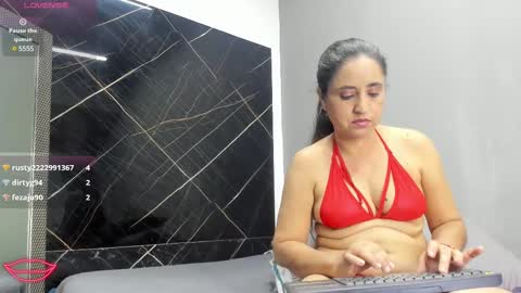 yaya____ online show from 02.16.25