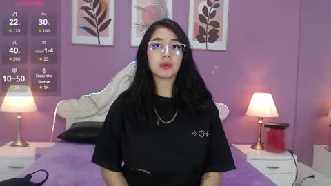 Snapshot of yayaqueen chatting on 06.13.26 Yaya online show from 06.13.26