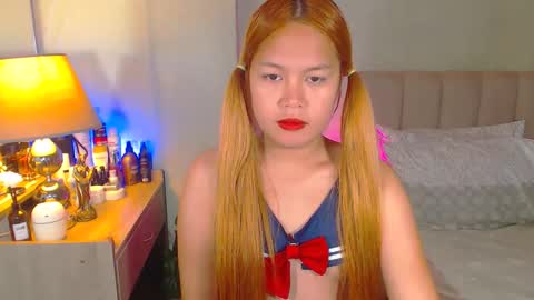Snapshot of yazmin_shines chatting on 01.12.25 Yazzi online show from 01.12.25