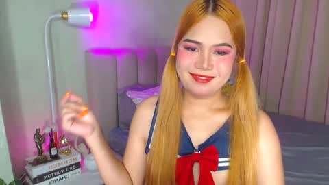 Snapshot of yazmin_shines chatting on 01.21.25 Yazzi online show from 01.21.25