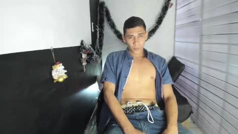 yeison_77 online show from 12.20.24