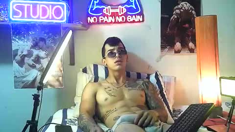 yeisoncastellanos1999 online show from 10.18.25