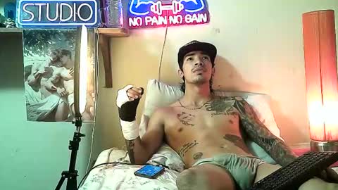 yeisoncastellanos1999 online show from 02.26.26