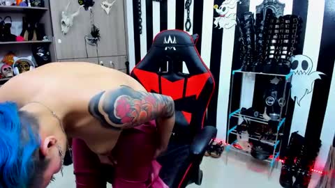 Yelena online show from 12.20.24