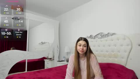 Snapshot of yennefer13 chatting on 04.07.26 yennefer13 online show from 04.07.26