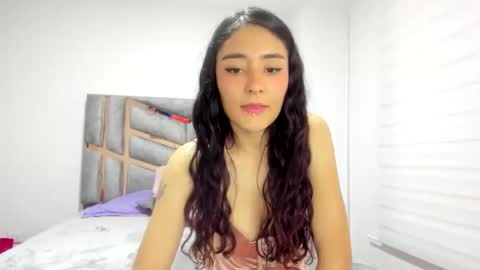 yenselonix online show from 11.19.25