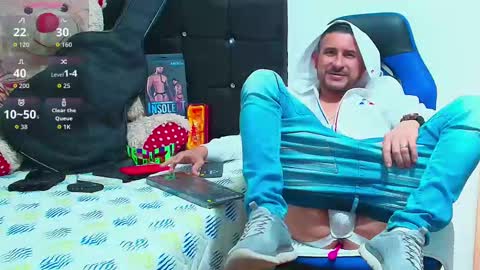 Snapshot of yeol_king chatting on 10.10.25 Yeol online show from 10.10.25