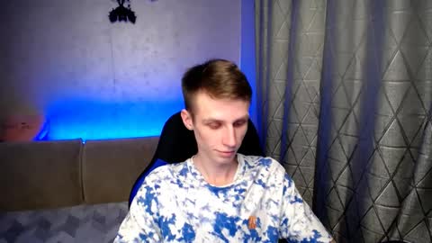 Snapshot of yes_cute_boy_ chatting on 02.27.25 Eden online show from 02.27.25