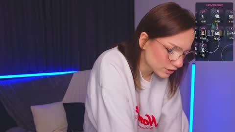 Snapshot of yes_ready chatting on 01.31.25 eva online show from 01.31.25