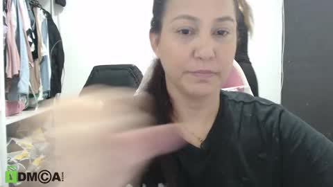 yessica and andres online show from 02.18.25