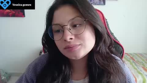 Snapshot of yessica_gomez01 chatting on 07.14.26 yessica_gomez01 online show from 07.14.26