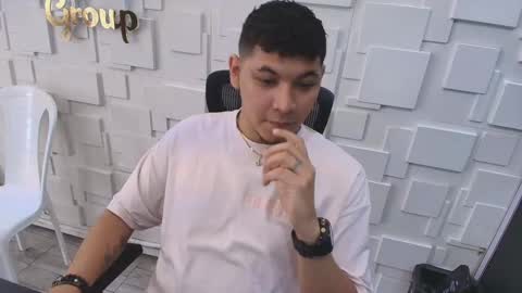  YHAN ALVAREZ25  online show from 02.23.25