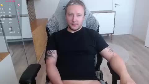 Snapshot of yhdxhy chatting on 07.22.26 James online show from 07.22.26